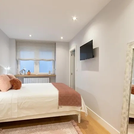 Urban Chic Moyua By Next Stop *