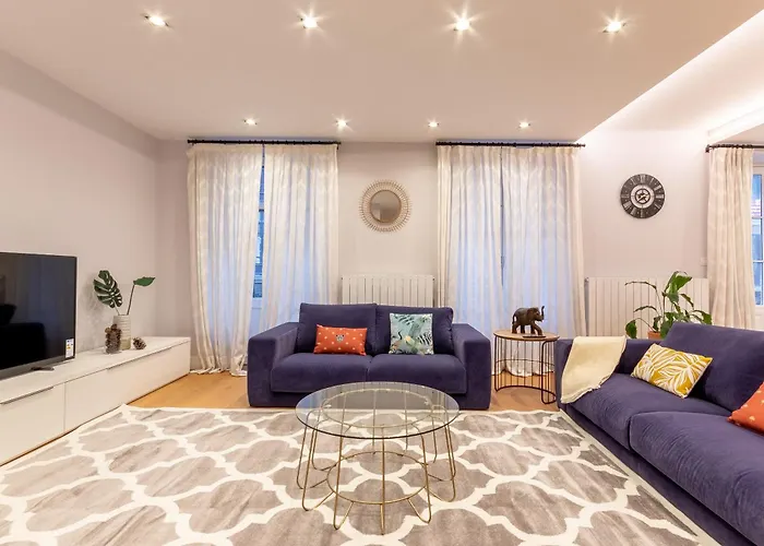 Urban Chic Moyua By Next Stop *