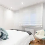 Urban Chic Moyua By Next Stop Apartman Bilbao