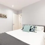 Apartman Urban Chic Moyua By Next Stop *
